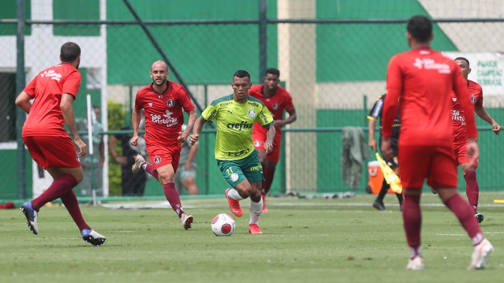 Com gols de Mayke e Veron, Verdão vence Juventus-SP em jogo-treino na Academia