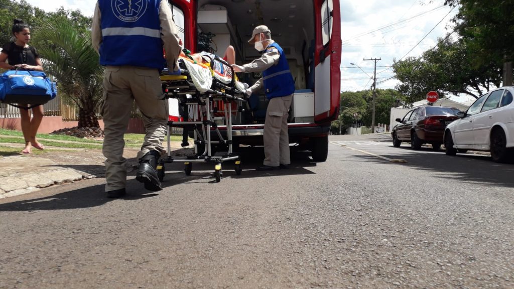 Mulher que teria passado por cirurgia sofre queda e fica ferida no Bairro Pacaembu