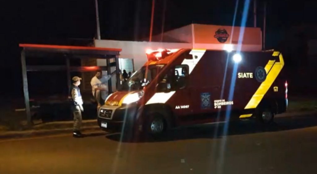 Mulher cai de escada e fica ferida no Bairro Morumbi, em Cascavel