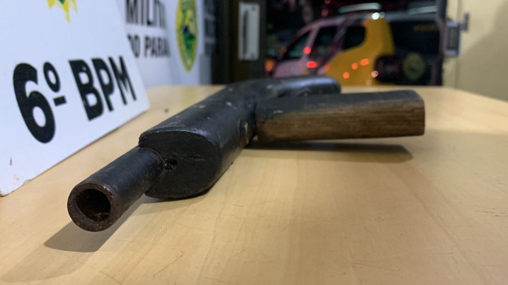 Arma artesanal é apreendida pela PM no Parque São Paulo