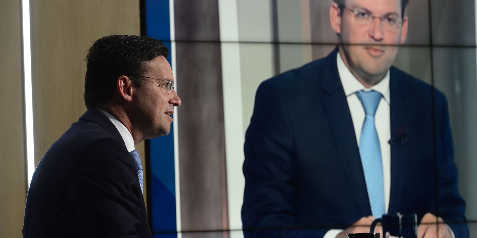 Valor médio do Auxílio Brasil será de mais de R$ 400, diz ministro Imagem referente a Valor médio do Auxílio Brasil será de mais de R$ 400, diz ministro