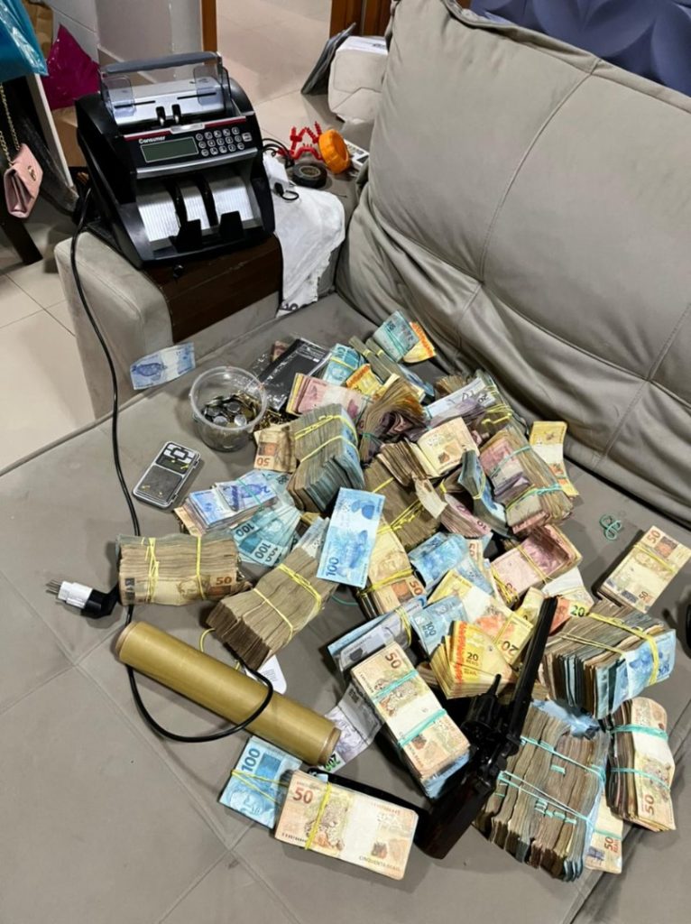 PF participa de operação para desarticular núcleo financeiro de facção criminosa atuante em MT
