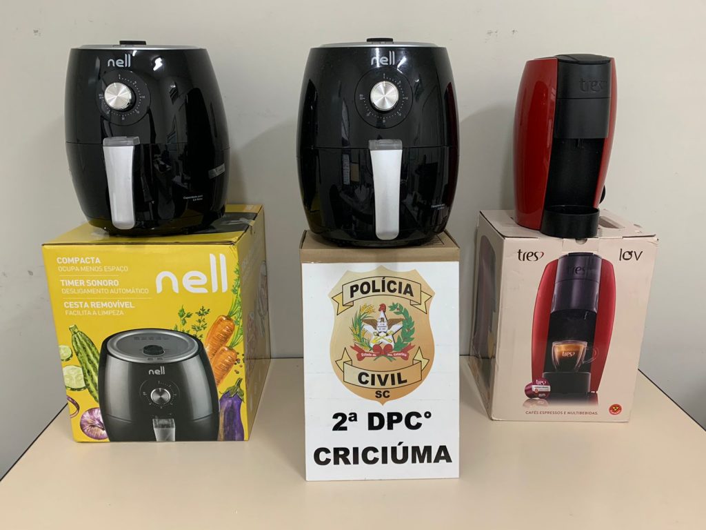 Investigação da Polícia Civil sobre golpes recupera objetos em Criciúma