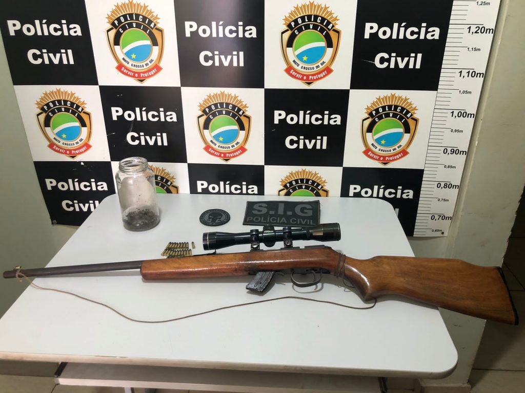 Polícia Civil apreende rifle e prende uma pessoa em flagrante em Brasilândia