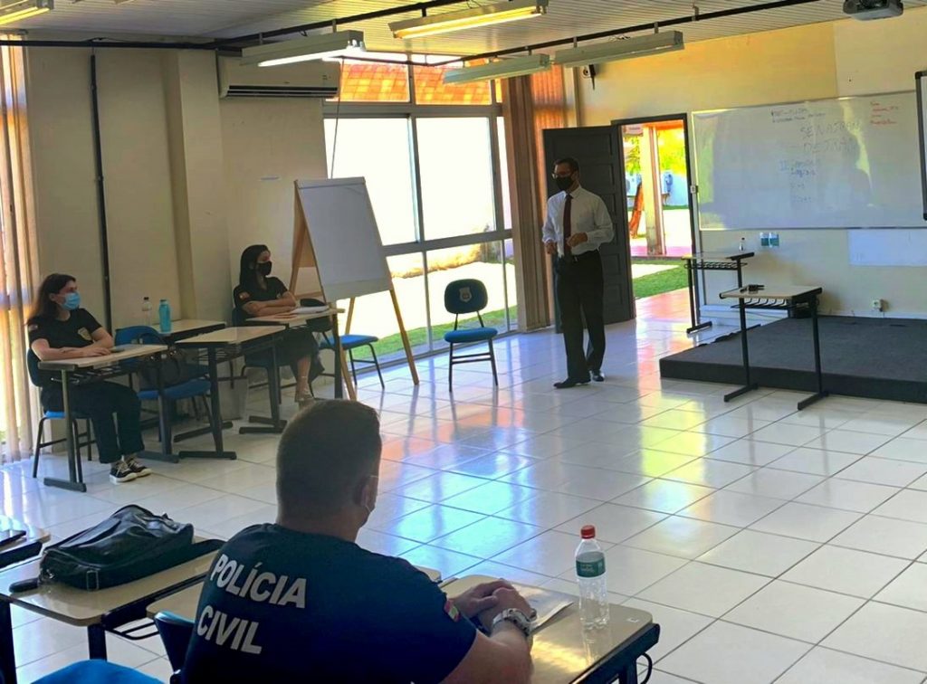 Delegados Regionais de Polícia participam de curso de aperfeiçoamento em gestão de segurança pública na Acadepol