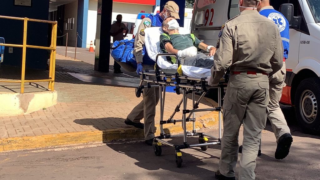 Homem perde a mão em acidente com máquina em Cascavel