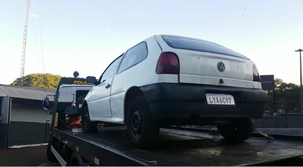 Gol com registro de furto é recuperado pela PM no Bairro Santa Cruz