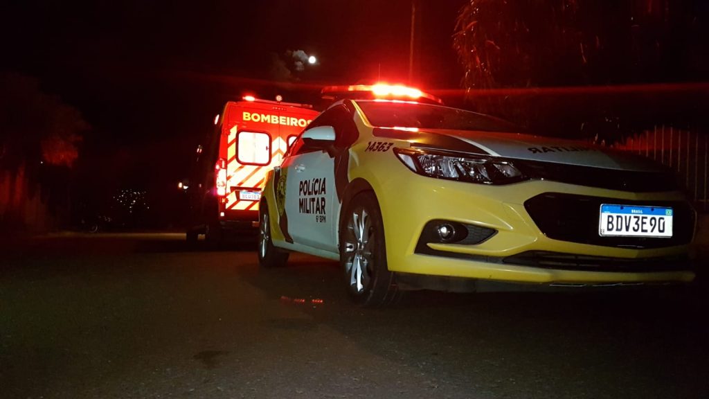 Mulher sofre contusão na face após agredida pelo companheiro durante discussão