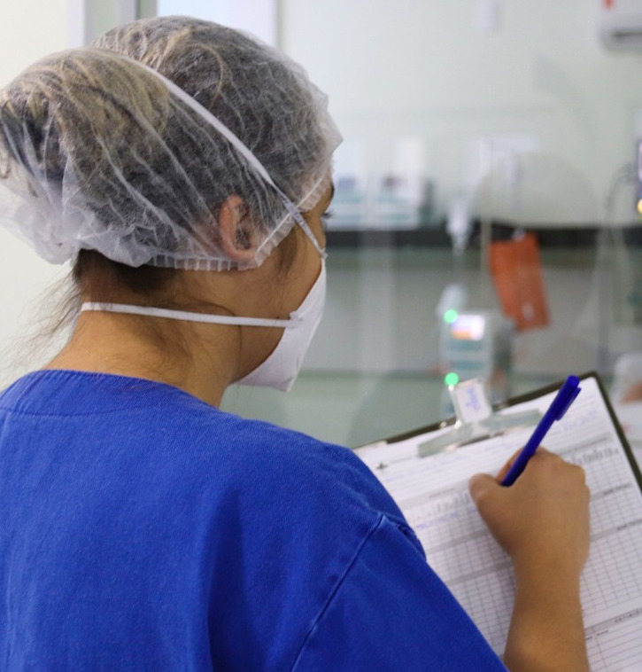 Covid-19: 79,3% dos internados em Foz não tomaram vacina ou estão com o esquema vacinal incompleto