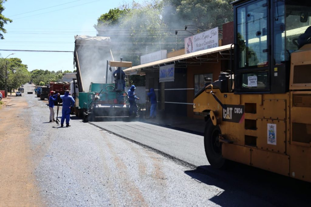 Rua Mané Garrincha, no Morumbi, recebe recape asfáltico
