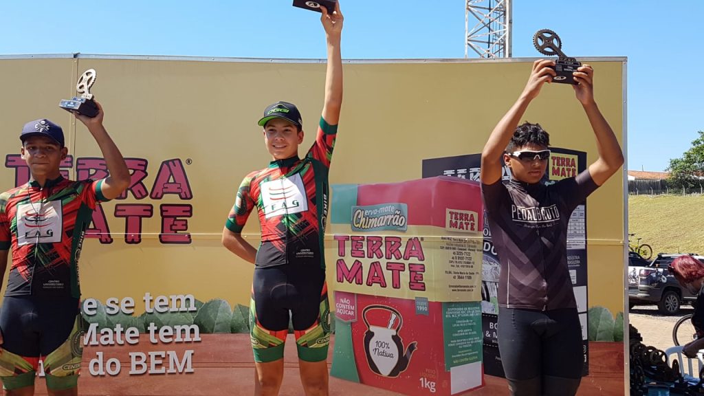 Competição de ciclismo ocorreu neste domingo (23) em Cascavel