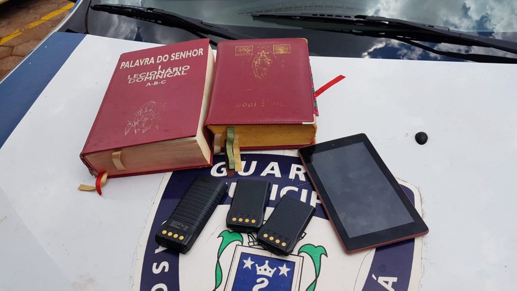 Rapaz é detido após furtar bíblias da igreja de Colônia Melissa, em Cascavel