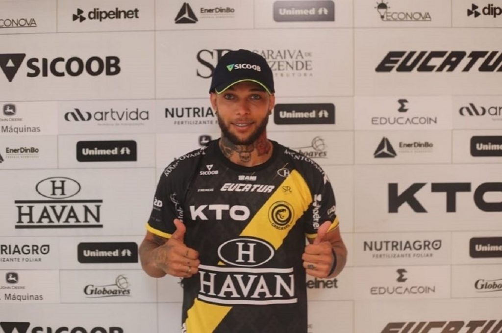 Jogador Cleberson “Tiarinha”, de Sinop, é contratado pelo time do Cascavel FC