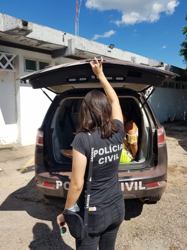 Polícia Civil recupera televisão furtada e prende mulher por receptação em Corumbá