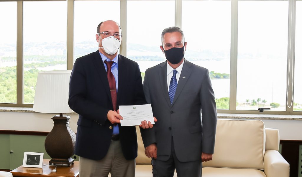 Corregedor recebe convite para a posse do novo presidente do TJMRS