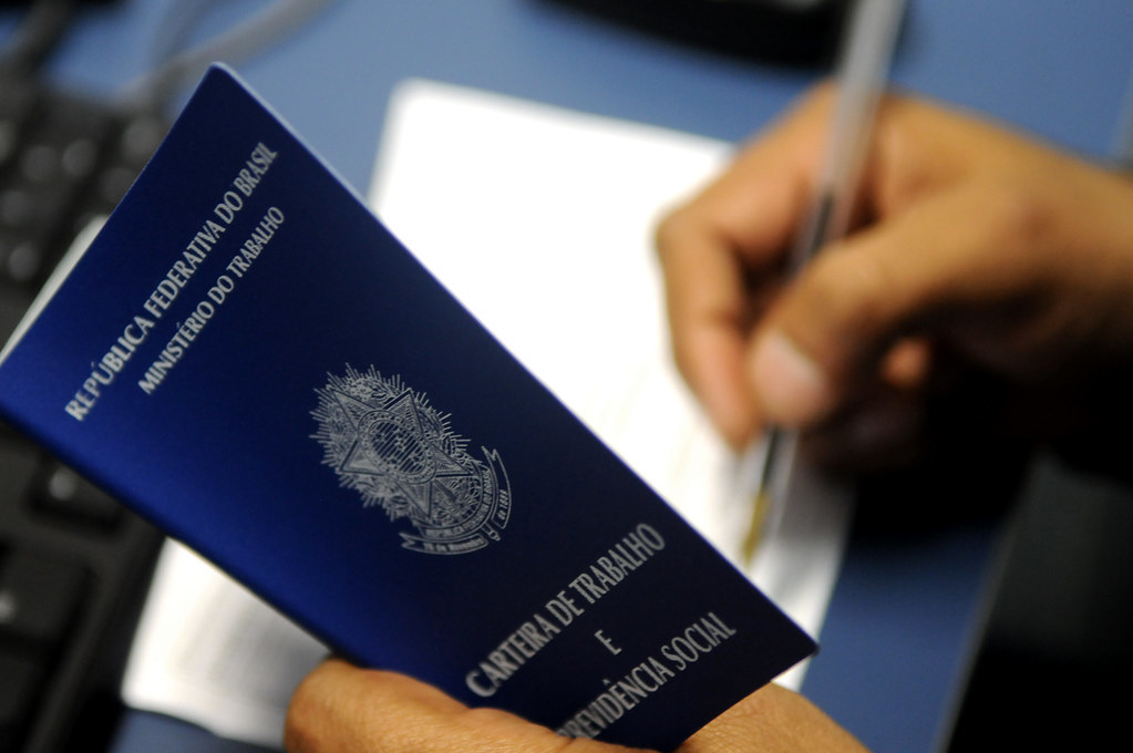 Agência do Trabalhador de Foz do Iguaçu oferece 248 vagas de emprego nessa quarta-feira (26).