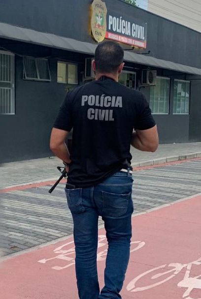 Polícia Civil prende foragido com três mandados de prisão em Bombinhas