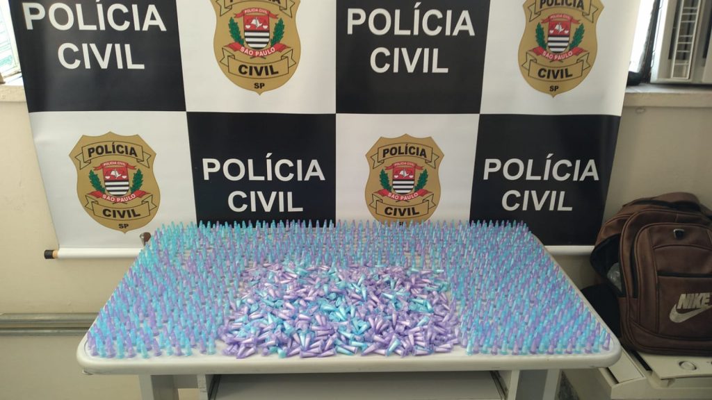 Dois traficantes são presos pela Polícia Civil em São Vicente