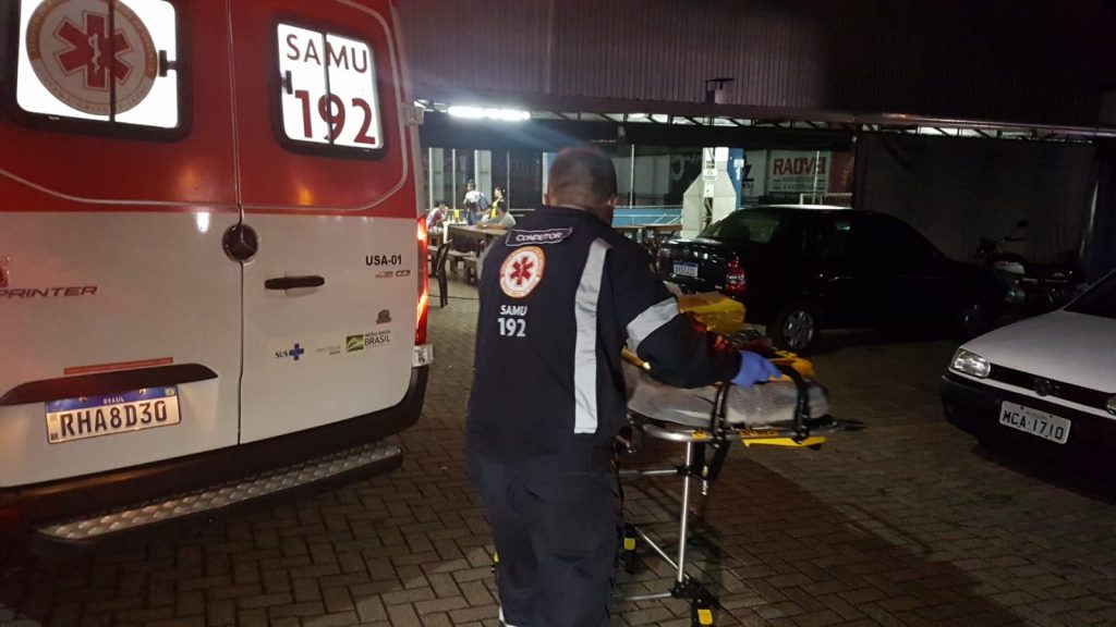 Mulher passa mal enquanto joga bola no Bairro Coqueiral; Samu e Siate são mobilizados