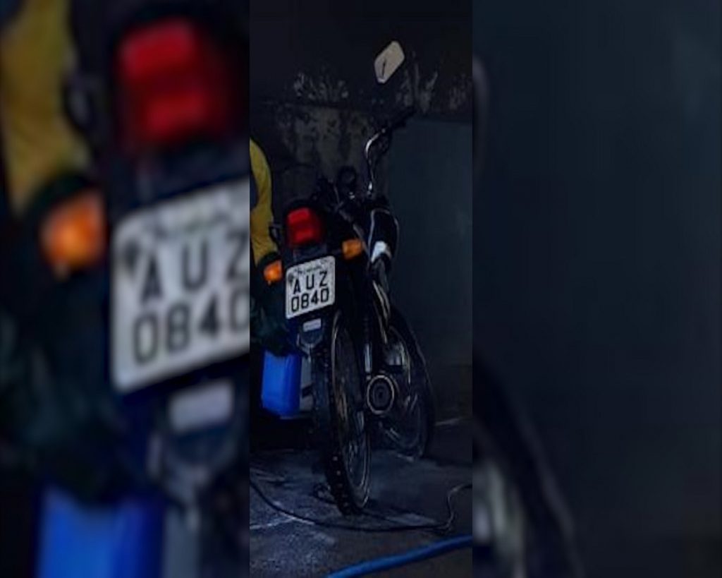 Moto placa AUZ 0840 foi furtada no Riviera