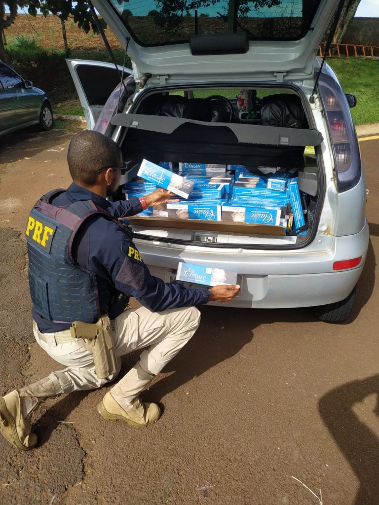 PRF apreende 2.000 maços de cigarros contrabandeados em Céu Azul