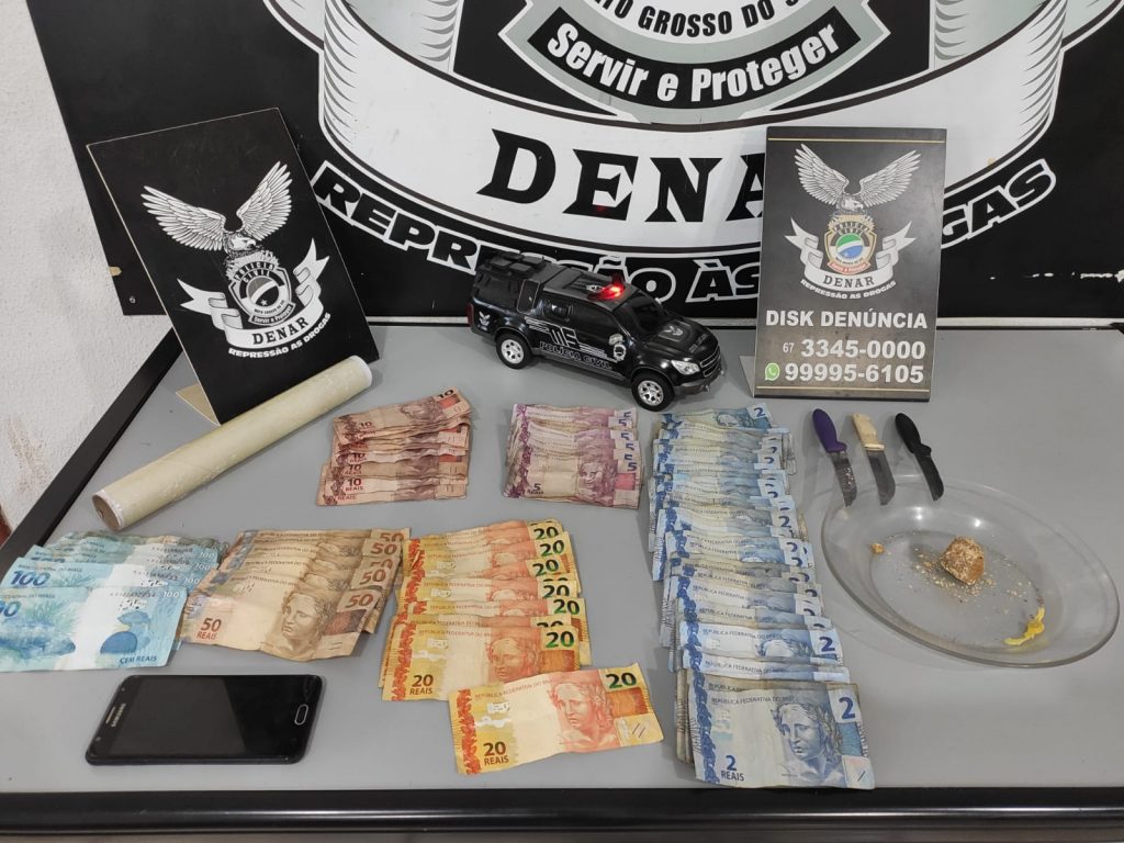 Polícia Civil fecha ponto de venda de drogas, apreende entorpecente e prende suspeita de tráfico