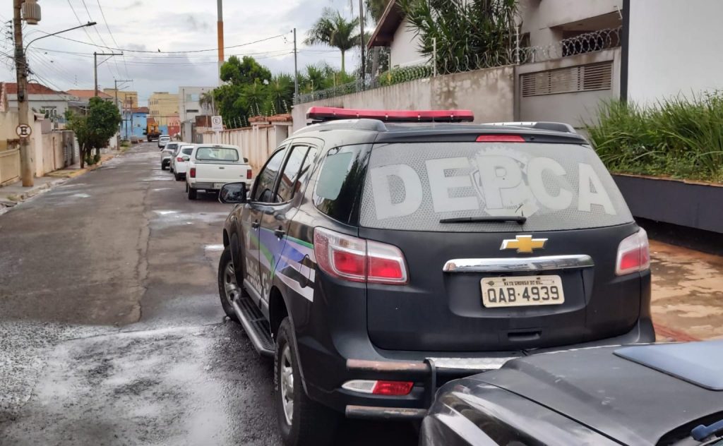 Homem é preso em Campo Grande após vazar “nudes” de adolescente na internet