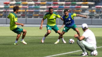 Abel comanda atividades táticas no segundo treino do Verdão em Abu Dhabi