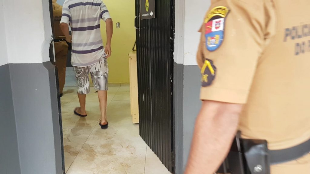 Homem é detido pela PM por importunação sexual
