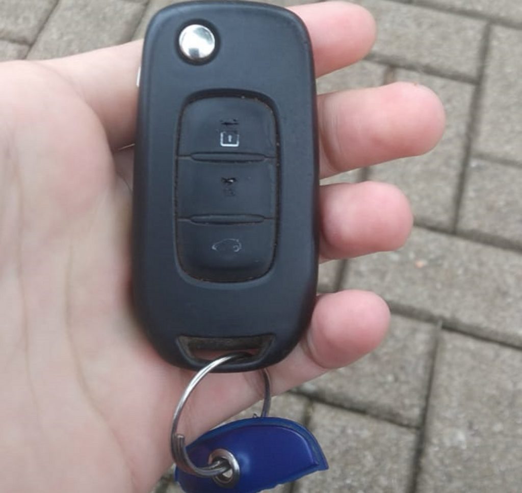 Internauta encontra chave de automóvel na Rua Paraná