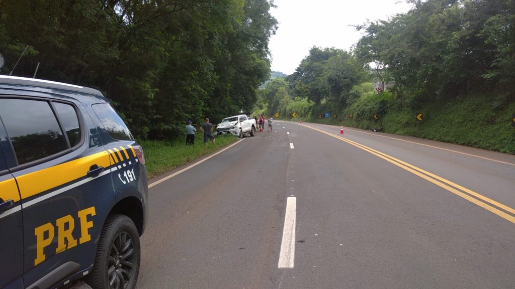 Gravíssima colisão deixa idoso e criança mortos na BR-277, entre Virmond e Laranjeiras do Sul