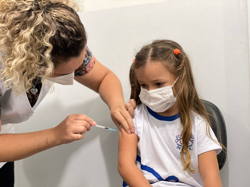 Prefeitura abre 2,5 mil vagas para vacinação em crianças contra a Covid-19
