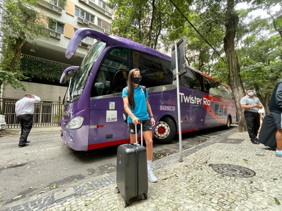 Gurias Gremistas desembarcam no Rio de Janeiro, para decisão com o Flamengo, pela Supercopa do Brasil