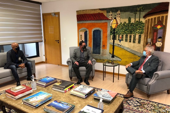 Em visita institucional, delegado-geral da Polícia Civil é recebido pelo presidente do TJSC