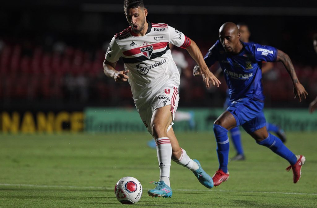 São Paulo supera o Santo André e conquista primeira vitória em 2022