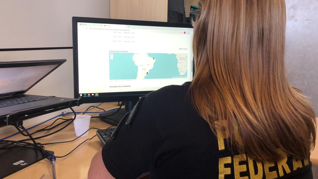 Polícia Federal combate disseminação de pornografia infantil pela internet