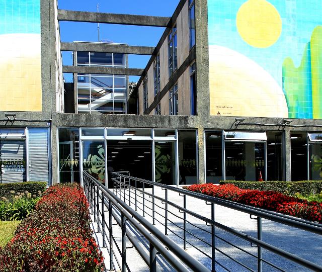 TCE-PR recomenda a Curitiba adotar ações para melhorar controles sobre obras