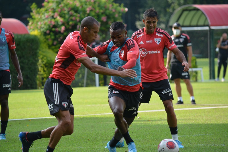 Tricolor se reapresenta após vitória contra o Santo André