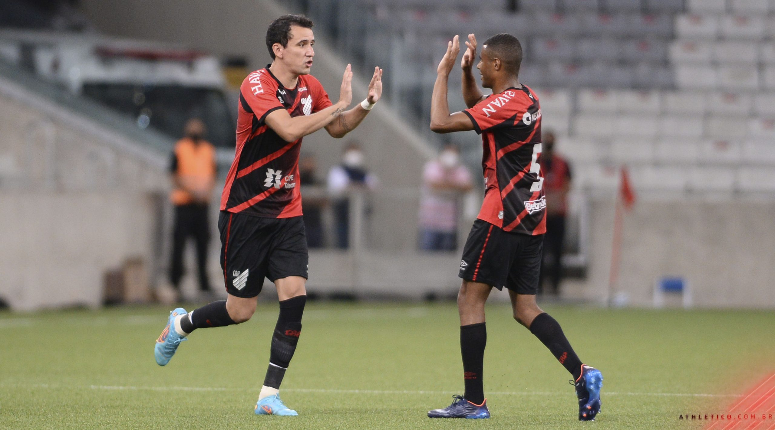 Depois de mais de três anos, Pablo voltou a vestir a camisa rubro-negra Imagem referente a Depois de mais de três anos, Pablo voltou a vestir a camisa rubro-negra