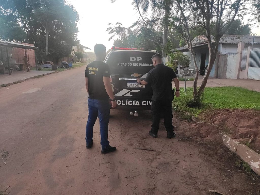 Polícia Civil cumpre dois mandados de prisão em Ribas do Rio Pardo