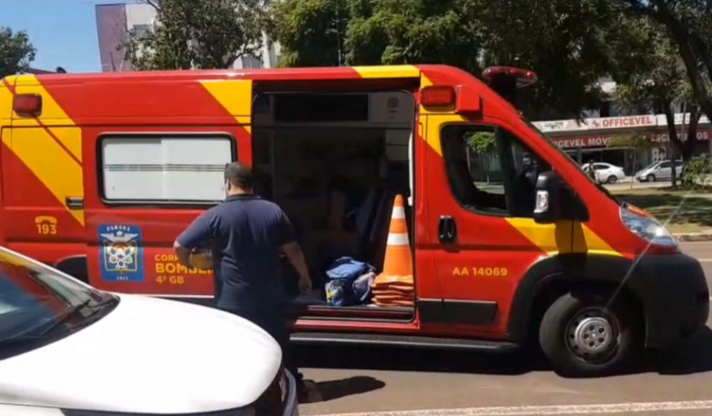 Rapaz é vítima de atropelamento na Av. Brasil, no Centro de Cascavel