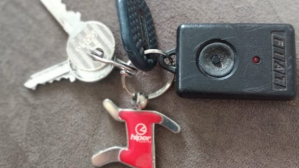 Molho de chaves é encontrado na Tancredo Neves