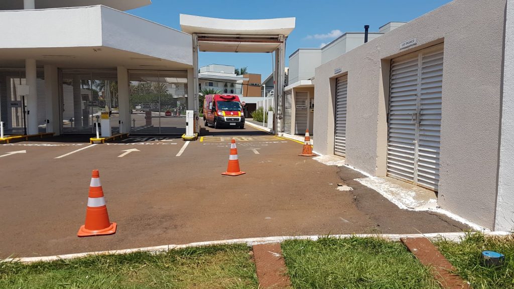 Rapaz se fere com máquina no Jardim Nova York, em Cascavel