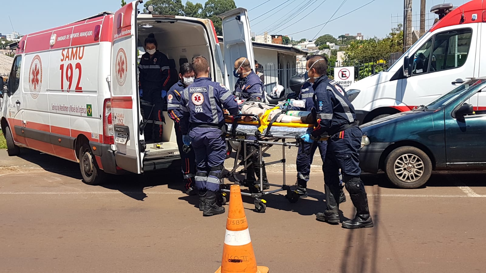 Após grande esforço, socorristas do Samu revertem parada cardiorrespiratória de idoso no Bairro Cancelli