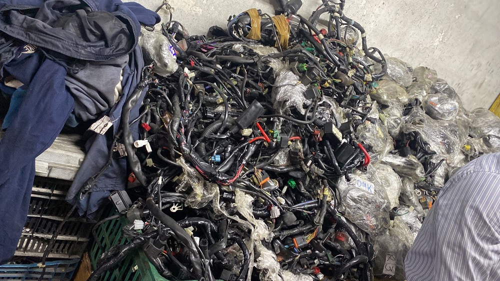 Operação “Fur Partes” dura três dias e resulta na apreensão de 80 toneladas de peças de motos