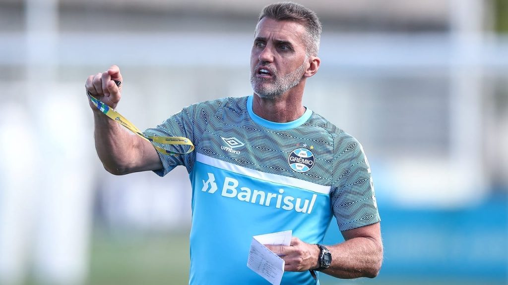 Técnico Vagner Mancini é demitido do Grêmio