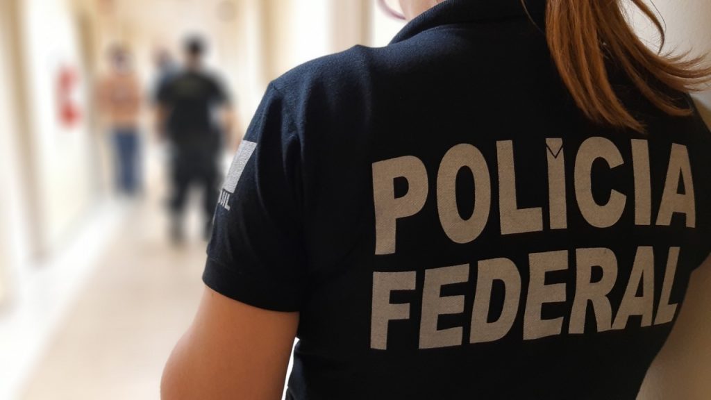 PF deflagra operações TURFE e BRUTIUM contra o tráfico internacional no Rio de Janeiro