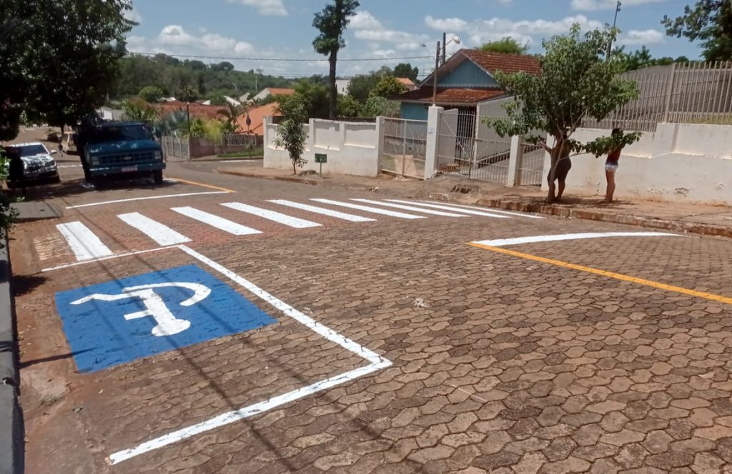 Agricultura e CMTU reforçam força-tarefa de limpeza e manutenção nos distritos