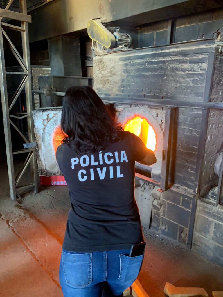 Polícia Civil realiza incineração de drogas em Batayporã