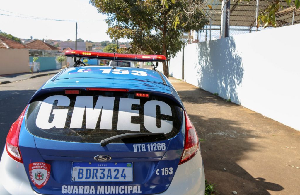 Agentes da Guarda Escolar apreenderam entorpecentes dentro de escola municipal